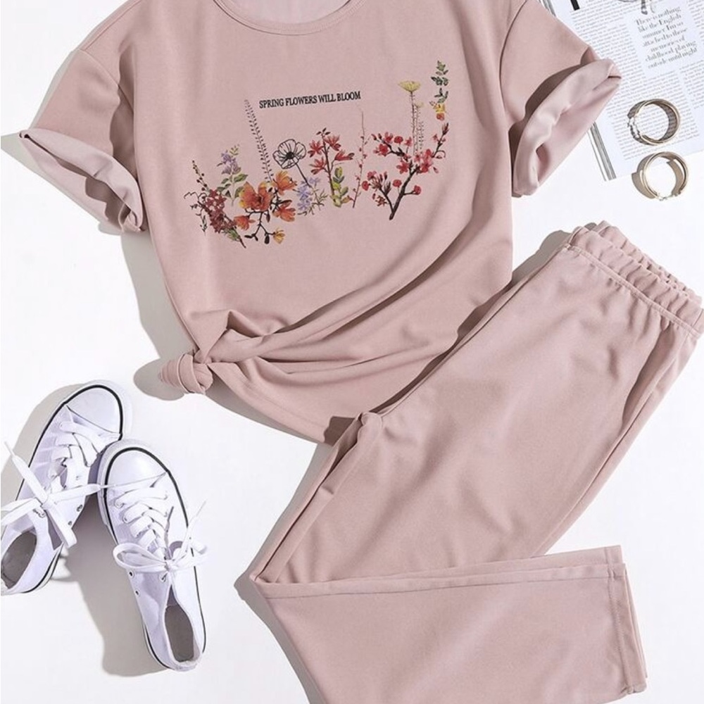 Floral Graphic Pink Lounge Set